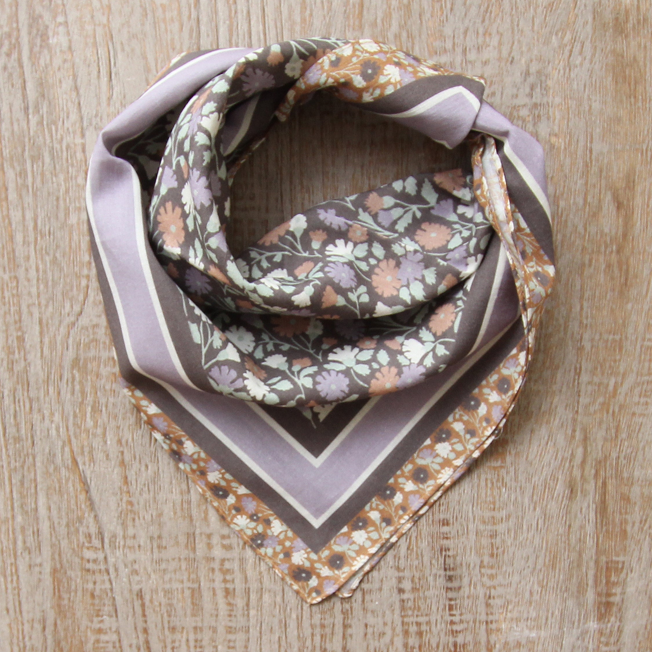 Bandana Cute Vintage Floral Lilac