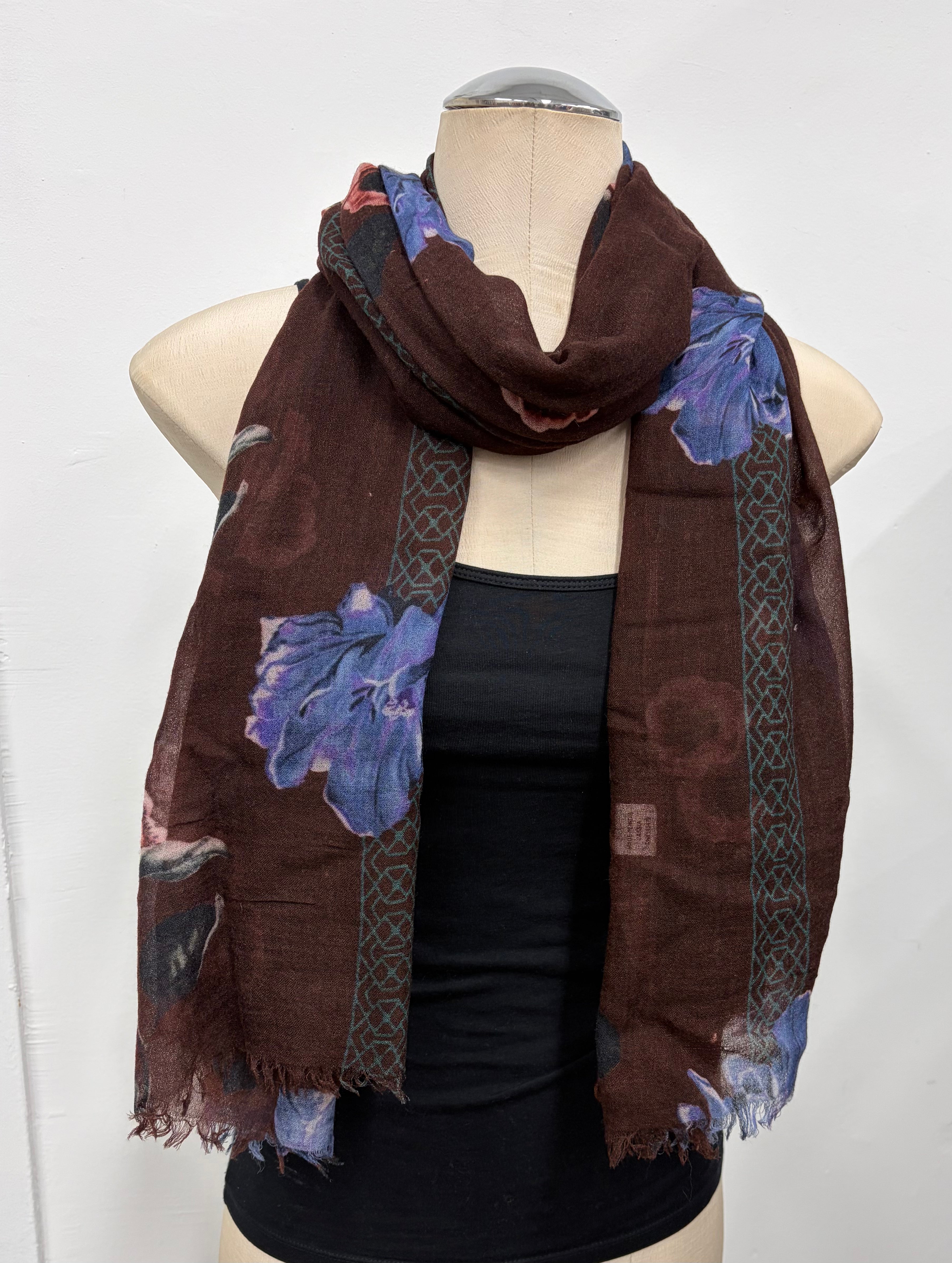 Dark Sweet Floral Cocoa