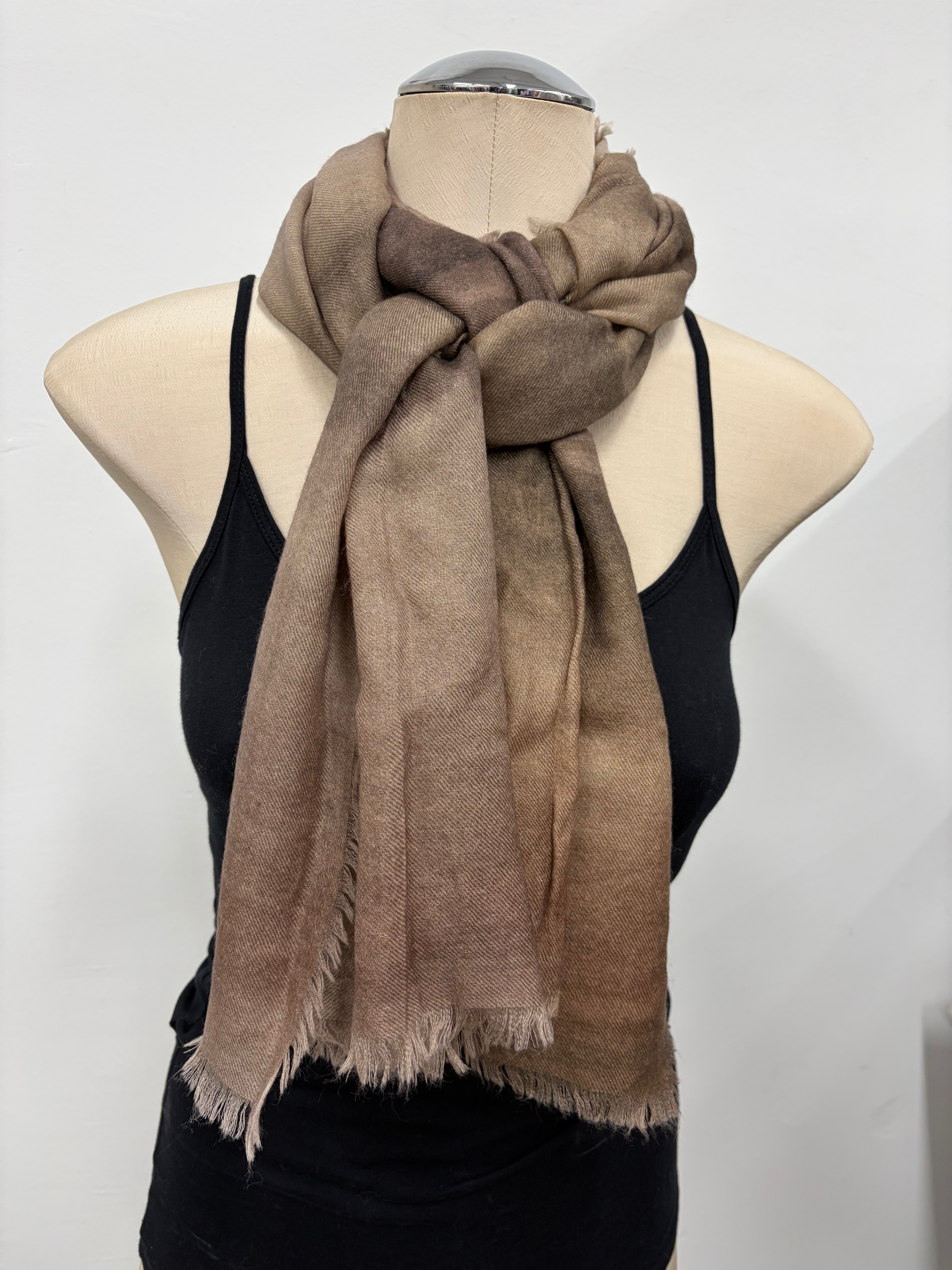 Wrap Cashmere Ombre Camel