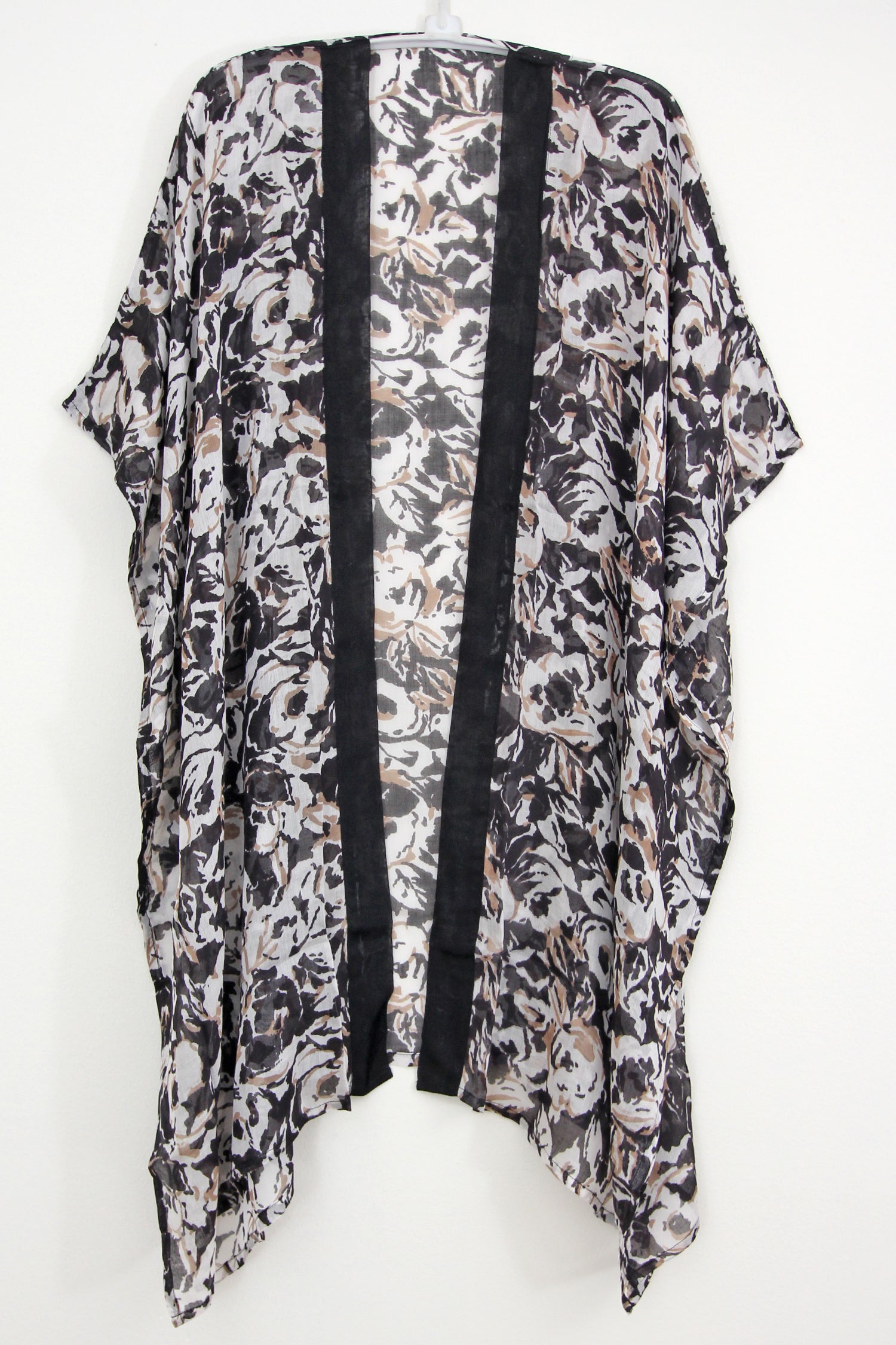 Kimono Border Floral Black