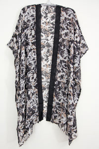 Kimono Border Floral Black