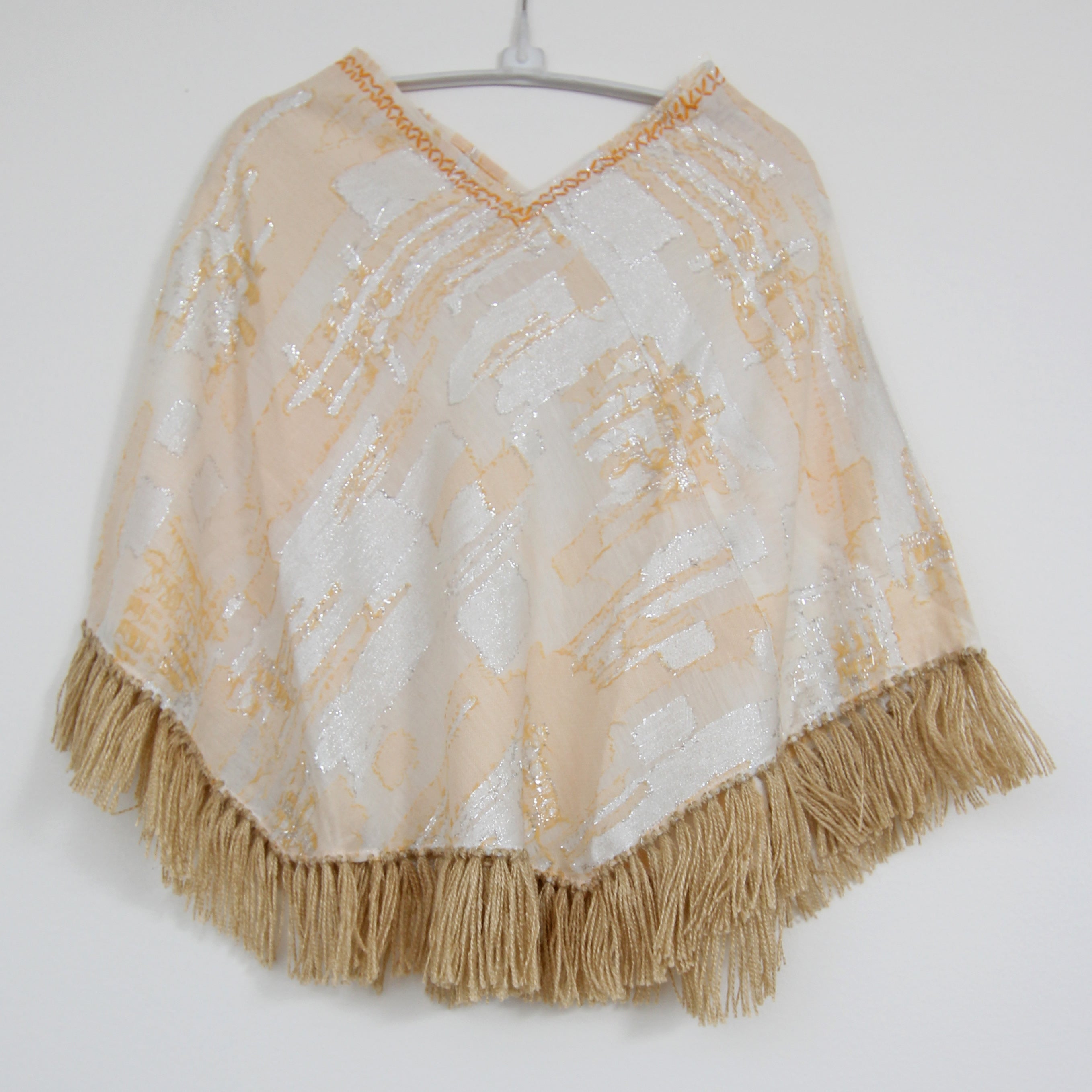 Poncho Cropped Cream
