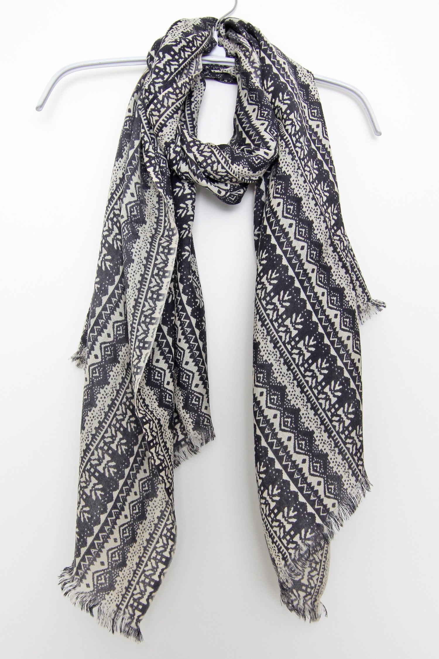 Scarf Printed Lacey Geo Black