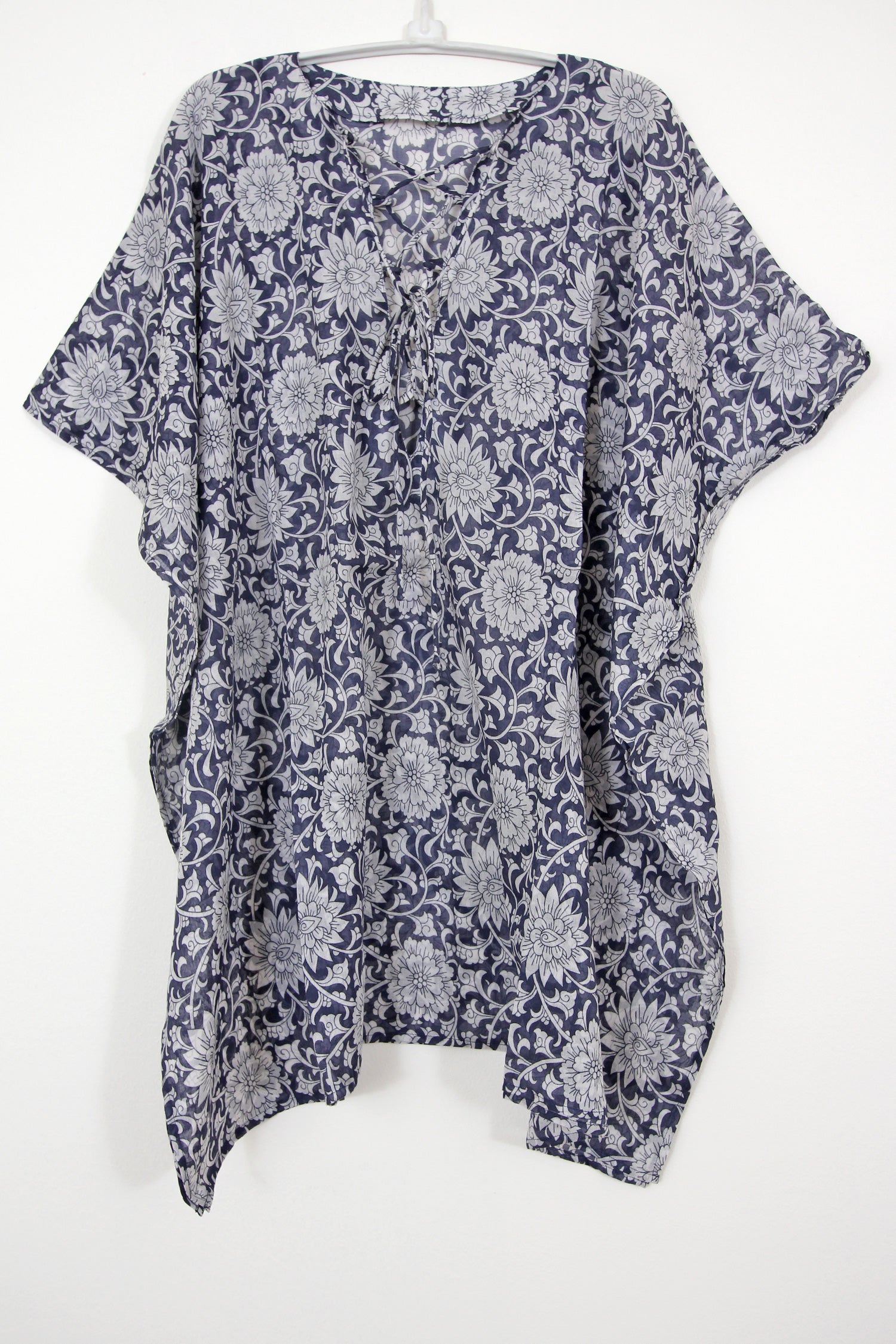 Tunic Laced Floral Navy